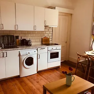  Apartamento Centre Garden Hideaway